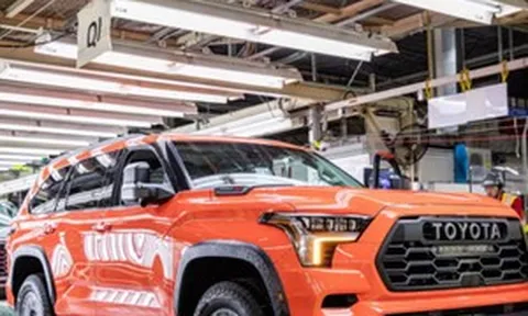 Hãng xe Toyota sẽ dùng 400.000 robot thay thế nhân công trong sản xuất ô tô , chi phí mỗi năm lên tới 6,4 tỷ USD