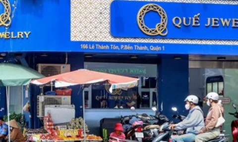 Cửa hàng kim cương nơi giao dịch, chỗ 'đóng băng'