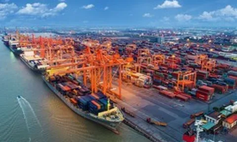 Vùng kinh tế có 6 tỉnh, thành nhưng có đến 4 TP trực thuộc Trung ương, sở hữu lợi thế đặc biệt trong lĩnh vực quy mô tương đương 10% GDP Việt Nam