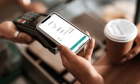 Lãi suất tăng cao, người dân rút 130.000 tỷ đồng khỏi tài khoản thanh toán