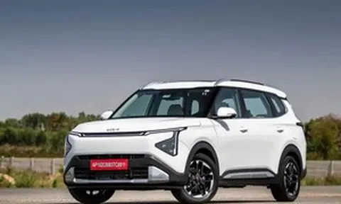 Kia Carens 2026 về Việt Nam: Có phanh tay điện tử, quyết đấu Mitsubishi Xpander