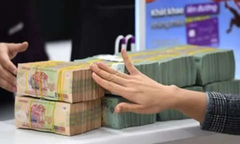 Lãi suất tiền gửi một ngân hàng lên tới 9,6%/năm