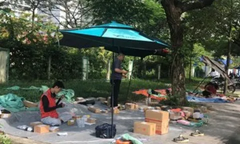 Người Việt chi gần 292.000 tỷ đồng mua hàng online trong nửa đầu năm, nhưng tiền đang chảy về ngày càng ít người bán