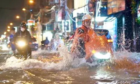 Sau 15h hôm nay 2-10, TP.HCM và các tỉnh miền Đông dự báo lại mưa