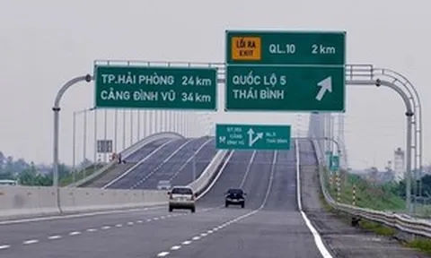 Thông tin mới về thí điểm làn vượt xe trên một số đường cao tốc
