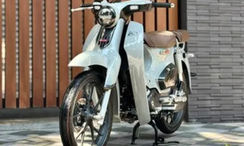 Một mẫu xe số của Honda đang được bán với giá 180 triệu đồng, đắt hơn cả SH 350i
