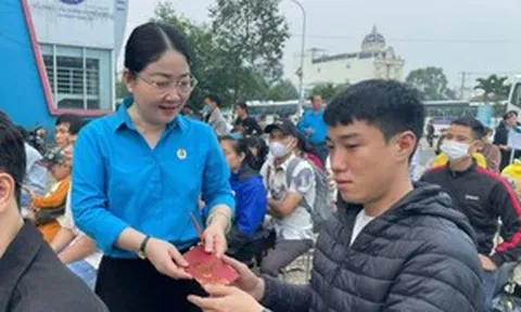 Mỗi người dịp Tết Đinh Mùi 2027 được nhận 2.000.000 đồng tiền mặt và 500.000 đồng quà hiện vật: Nhóm lao động nào được hưởng?