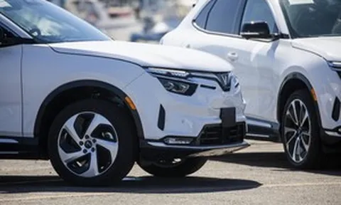 Lái VinFast VF 8 gần 2.000 km, chủ xe người Mỹ đưa ra nhận xét thẳng chi phí sạc và khả năng vận hành của mẫu SUV điện Việt Nam