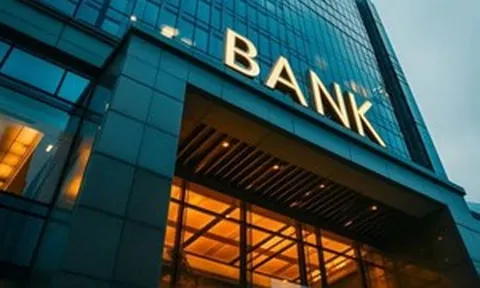Thêm một ngân hàng cán đích 100.000 tỷ đồng vốn điều lệ