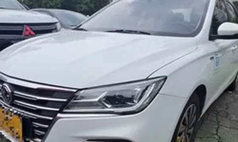 Ngân hàng ồ ạt thanh lý ô tô để xử lý nợ, nhiều xe giá chưa tới 300 triệu đồng
