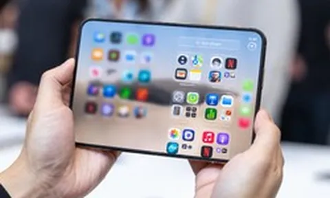 Ngắm cận cảnh iPhone Duo trước ngày mở bán tại Việt Nam