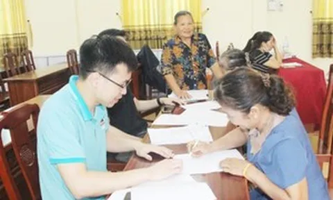Quyết định mỗi người lao động được nhận 7.590.000 đồng, hiện đã hiệu lực: Ai thuộc nhóm đối tượng hưởng và đạt danh hiệu gì?