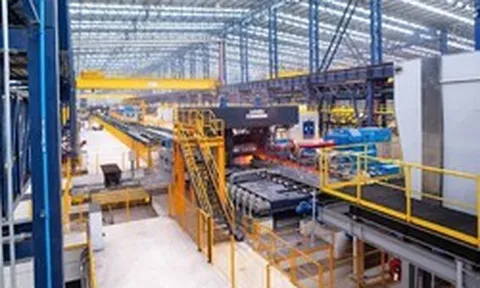 Cận cảnh “cỗ máy khổng lồ” sắp xuất hiện tại siêu tổ hợp thép của tỷ phú Phạm Nhật Vượng