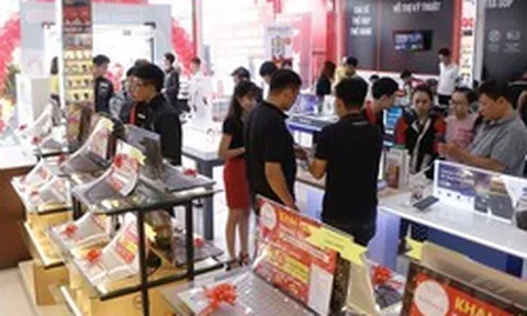 Loạt smartphone, đồ gia dụng giảm giá 50% dịp 20/10