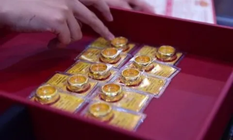 Chính thức từ 16/10, bắt buộc phải chuyển khoản khi mua, bán vàng từ 5 triệu đồng
