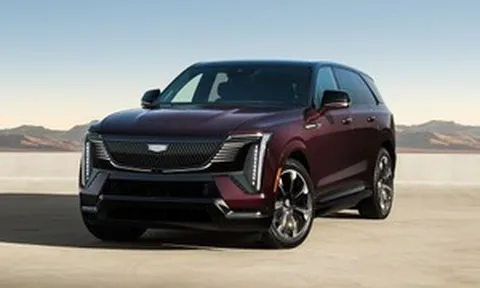 6 xe điện hạng sang Cadillac cháy rụi, nghi ngờ do pin cao áp