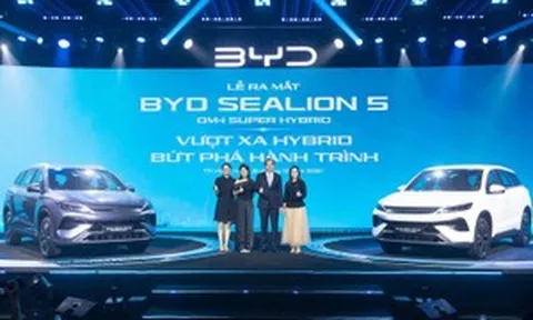 Bỏ ra 659 triệu đồng mua xe gầm cao chạy hơn 1.200 km: Nước cờ giá rẻ của BYD Sealion 5 có làm các đối thủ Nhật Bản đứng ngồi không yên?