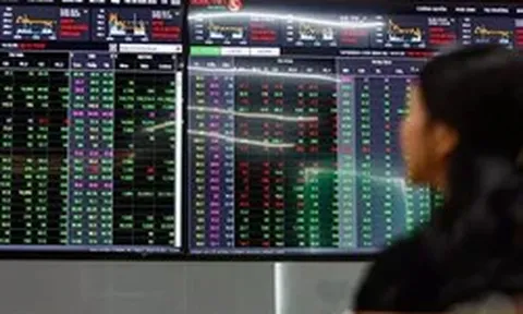 VN-Index bứt phá gần 70 điểm, vì sao tài khoản vẫn âm?
