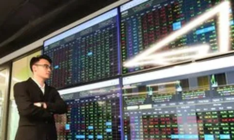 Khối ngoại 'xả' gần 900 tỷ đồng, VN-Index đứt chuỗi tăng