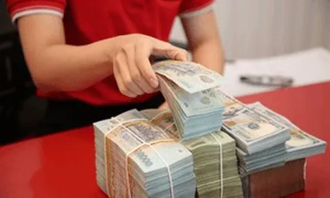 Một ngân hàng đưa lãi suất gửi tiết kiệm về gần 0%/năm