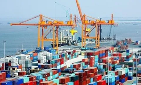 Xuất nhập khẩu hàng hóa Việt Nam áp sát mốc 1.000 tỷ USD: Doanh nghiệp cần lưu ý điều này trước hạn chót 31/12