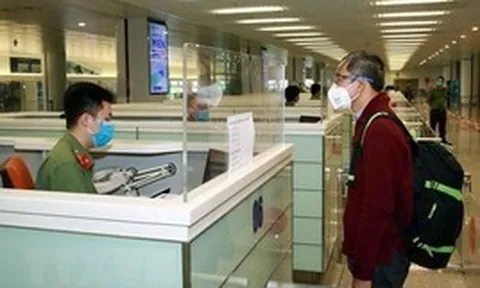 Thông báo mới từ Cơ quan Thuế: Sẽ tạm hoãn xuất cảnh tất cả cá nhân có tên trong danh sách sau