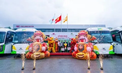 Không phải xe nhập khẩu, đây là mẫu xe giường phòng lắp ráp trong nước vừa khiến đại gia vận tải chốt đơn gần 200 chiếc
