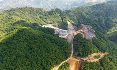 Đèo Cả huy động gần 100 nhân sự, 40 thiết bị đào núi xây hầm dài hơn 600m thuộc dự án 10.000 tỷ đồng, quyết thông hầm ngay tháng sau