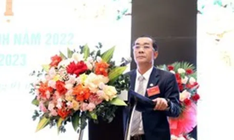 Hé lộ mức lương, thưởng ông Trịnh Văn Tuệ vừa bị khởi tố
