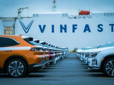 Một doanh nghiệp đem hơn 10% tài sản mua xe VinFast lập hãng taxi mới, cổ phiếu trên sàn tăng vọt 50% sau 2 tháng