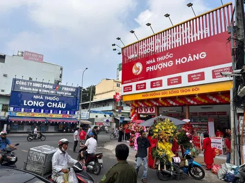 'Long tranh Phượng đấu' ngành bán lẻ dược: Founder Pharmacity mở nhà thuốc mới mang tên Phượng Hoàng