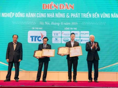 De Heus Việt Nam được vinh danh là doanh nghiệp tiêu biểu vì sự phát triển nông nghiệp