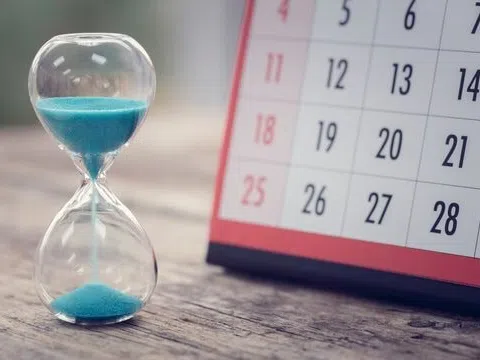 Cổ đông Nhà nước hé lộ “deadline” thoái vốn, một cổ phiếu bảo hiểm “bốc đầu” lập đỉnh mới