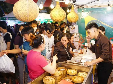 Cảnh báo chiêu trò lừa đảo đặt tour, vé máy bay, khách sạn dịp Tết