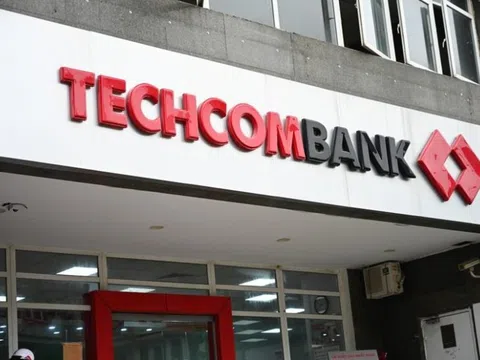 Techcombank đã trả xong 1.800 tỷ cho Manulife, bán một phần tòa nhà Hội sở tại TP.HCM cho Masan