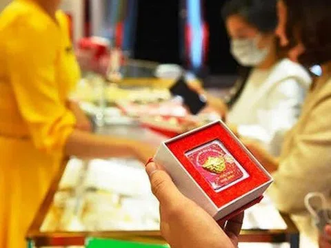 Người mua vàng ngày vía Thần Tài năm ngoái giờ lãi đậm