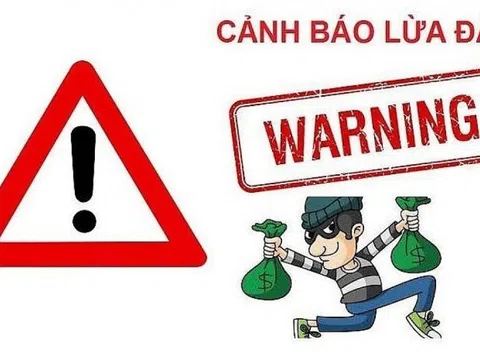 Ngân hàng cảnh báo chiêu lừa mạo danh dịp Tết: Lì xì online, mua sắm, giao hàng đều có bẫy!