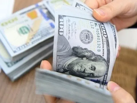 Tỷ giá USD tăng nóng kỷ lục lên sát 25.800 đồng