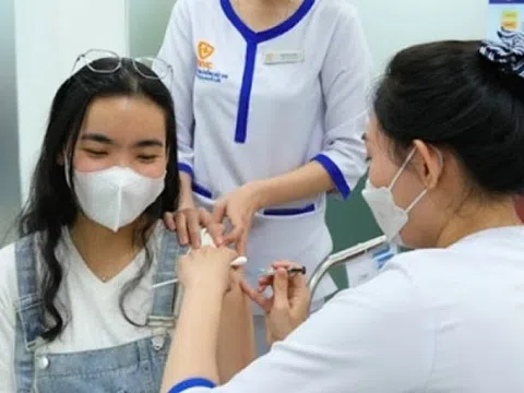 Giá vaccine sốt xuất huyết quá cao, Bộ Y tế nói gì?