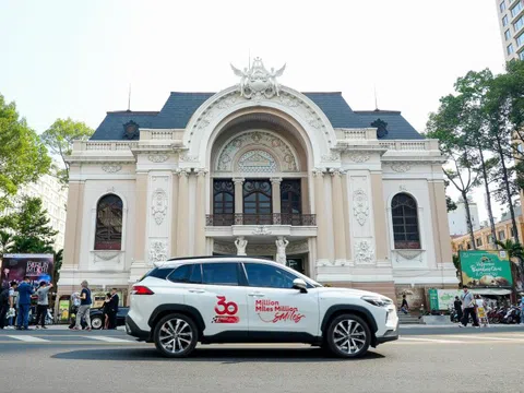 Hơn 5.000km, Toyota Hybrid chứng minh lựa chọn phù hợp cho người Việt