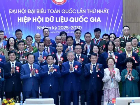 Bộ trưởng Bộ Công an giữ chức Chủ tịch HH Dữ liệu Quốc gia, lãnh đạo Sungroup, PNJ, Masan, TH Group, DatVietVAC... làm phó Chủ tịch