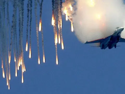 Không riêng Việt Nam, Su-30 được rất nhiều quốc gia chọn mua vì lý do đặc biệt này