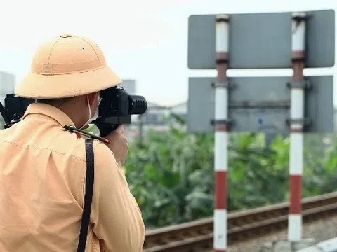 Điểm lại các lỗi vi phạm tài xế ô tô hay bị phạt nguội trên cao tốc
