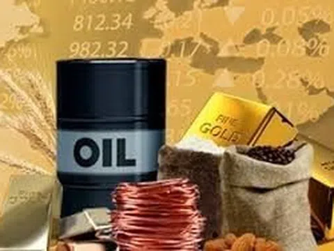 Thị trường ngày 2/5: Giá dầu tăng gần 2%, cà phê giảm hơn 4%, vàng thấp nhất trong hai tuần