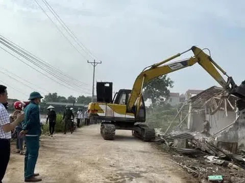 Hà Nội: Sau vụ 2 lãnh đạo cấp xã bị tạm đình chỉ, huyện yêu cầu báo cáo tình trạng vi phạm đất đai