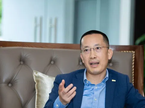 Người vay vốn ngân hàng đang phải 'gánh' lãi suất cho những người 'xù nợ'