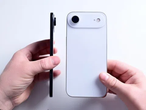 iPhone 17 Air lộ ảnh thực tế gây choáng, "ăn đứt" iPhone 16 Pro Max