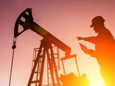 OPEC+ sắp bơm thêm 2,2 triệu thùng dầu/ngày ra thị trường, đe dọa dỡ bỏ cắt giảm