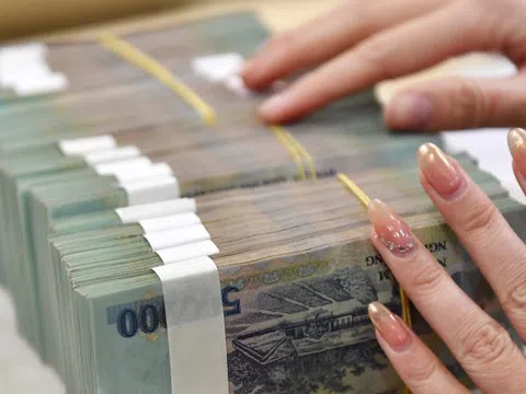 Lãi suất ngân hàng hôm nay 6/5/2025: Gửi tiền kỳ hạn dài có lợi vì lãi suất tăng