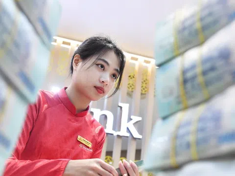 Lãi suất ngân hàng hôm nay 8/5/2025: Bật tăng, mức cao nhất 6,2%/năm